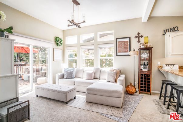 Interior, Living room, Pendant Lights
