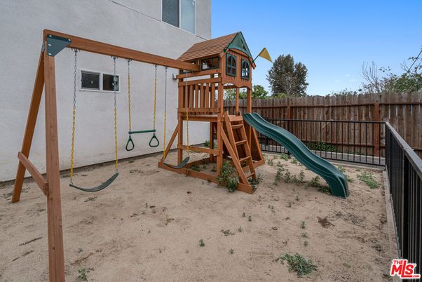 Backyard, Exterior, Playground