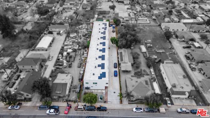 Exterior, Drone