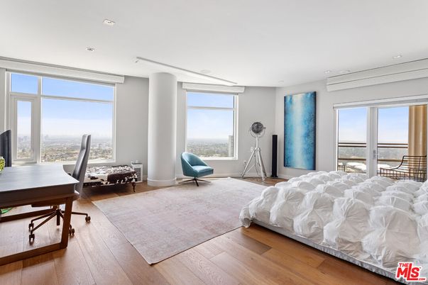 Bedroom, Home Office, Interior, Recessed Lighting, Water, Wood Texture Flooring