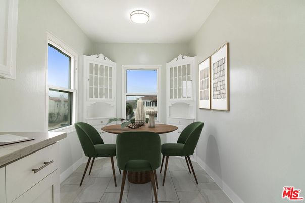 Dining room, Interior