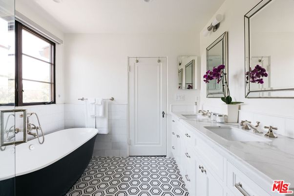 Bathroom, Dual Sink Vanities, Free Standing Baths, Interior