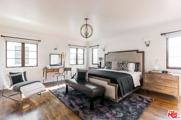 Bedroom, Interior, Pendant Lights, Wood Texture Flooring