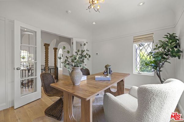 Dining room, Interior, Recessed Lighting, Wood Texture Flooring