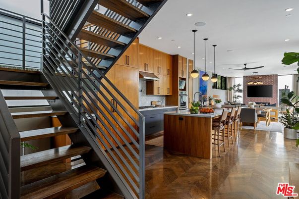 Dining room, Interior, Kitchen, Pendant Lights, Recessed Lighting, Stainless Steel Appliances, Stone Walls, Wood Texture Flooring