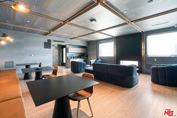 Dining room, Interior, Living room, Recessed Lighting, Wood Texture Flooring