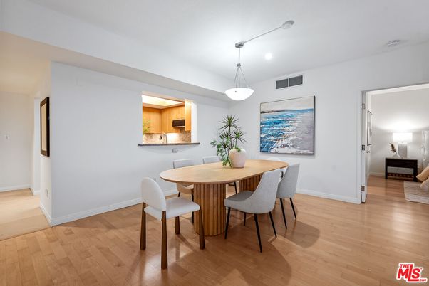 Dining room, Interior, Pendant Lights, Recessed Lighting, Wood Texture Flooring