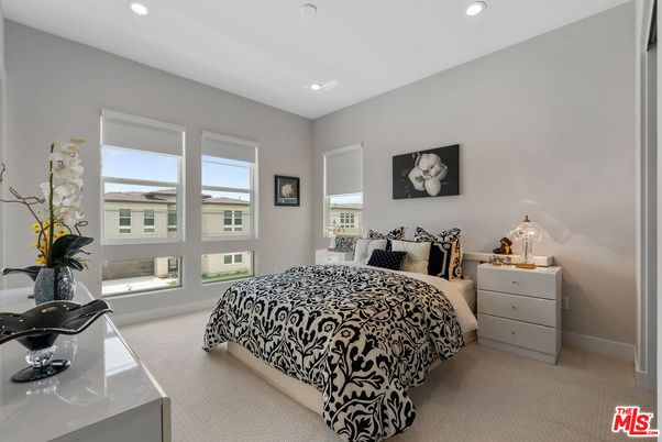 Bedroom, Interior, Recessed Lighting