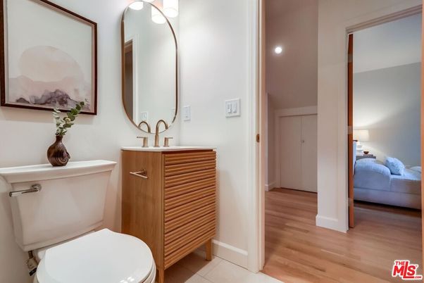 Bathroom, Interior, Recessed Lighting, Wood Texture Flooring