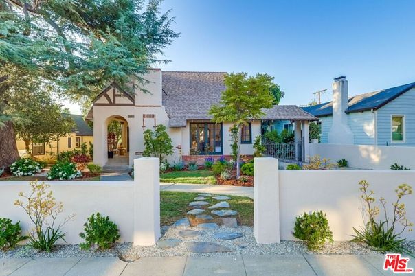 Backyard, Exterior, Facade, Tudor Revival