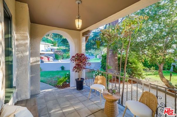 Exterior, Pendant Lights