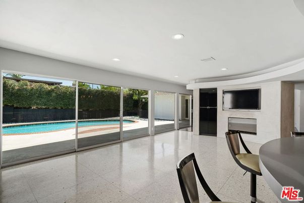 Interior, Pool, Recessed Lighting