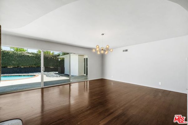 Empty room, Interior, Pendant Lights, Wood Texture Flooring
