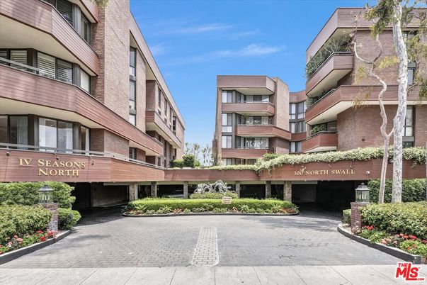 Exterior, Facade, Brick Facade, Condo Building