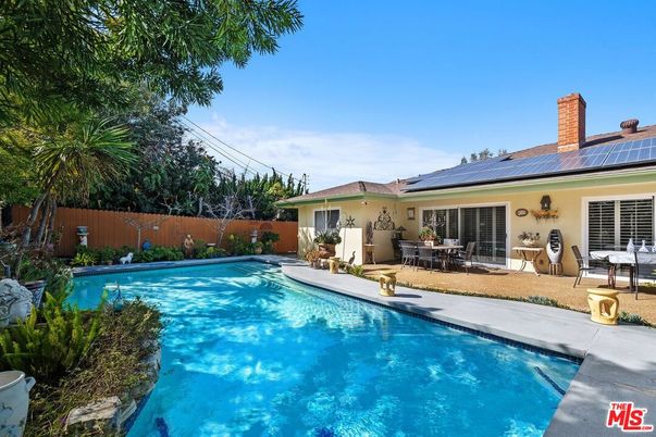 Exterior, Pool, Solar Panels