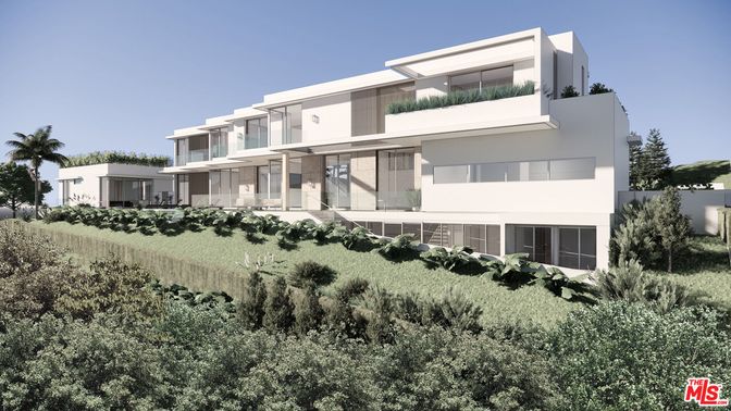 Backyard, Exterior, Facade, Modern