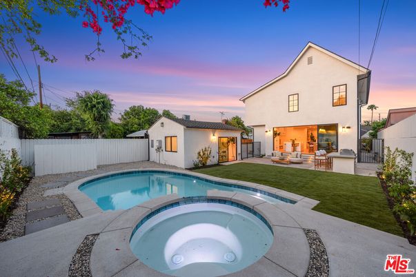 Backyard, Exterior, Pool