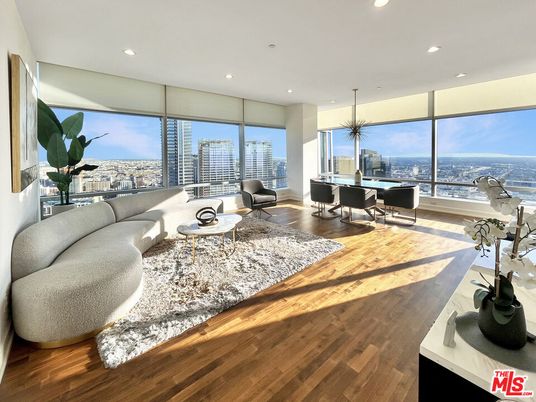 Dining room, Interior, Living room, Pendant Lights, Recessed Lighting, Water, Wood Texture Flooring