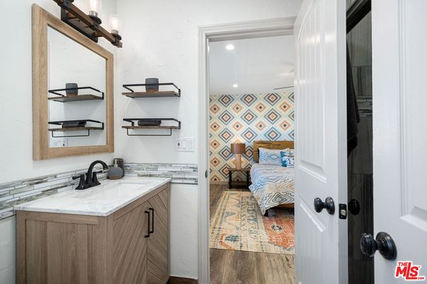 Bathroom, Bedroom, Interior, Recessed Lighting, Wood Texture Flooring