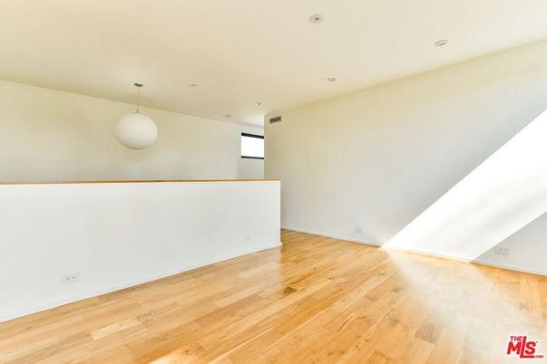 Empty room, Interior, Pendant Lights, Recessed Lighting, Wood Texture Flooring