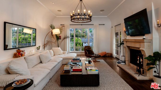Chandelier, Fireplace, Interior, Living room, Recessed Lighting, Wood Texture Flooring
