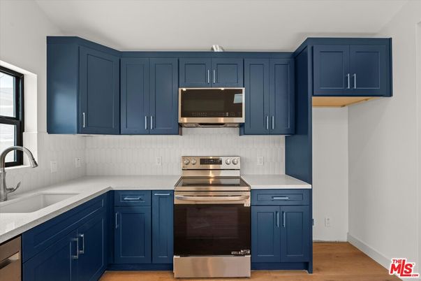 Interior, Kitchen, Stainless Steel Appliances, Wood Texture Flooring