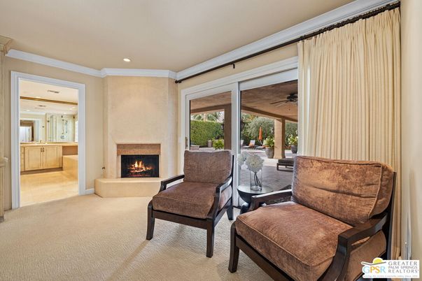 Fireplace, Interior, Recessed Lighting