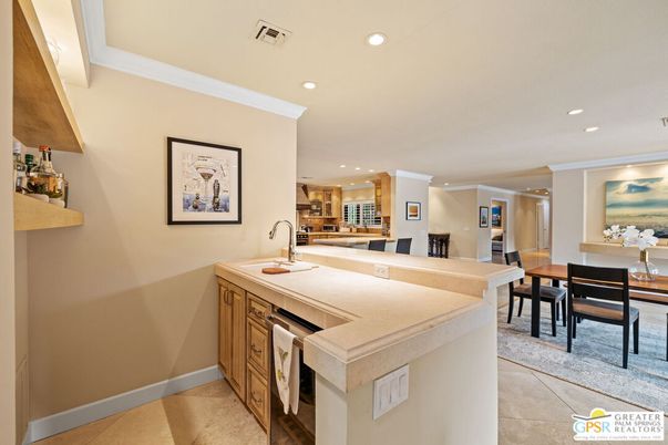 Dining room, Interior, Kitchen, Recessed Lighting, Stainless Steel Appliances