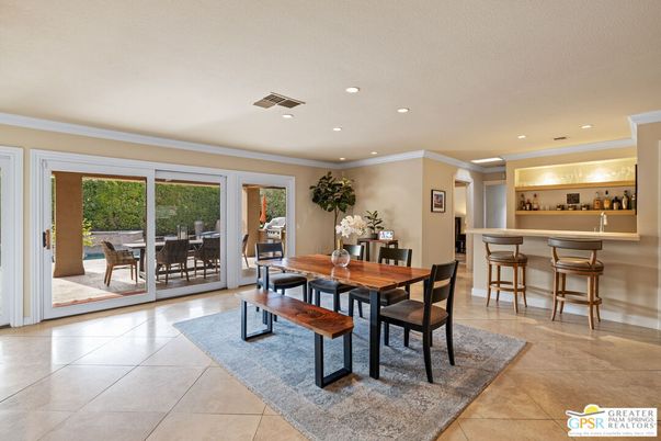 Dining room, Interior, Recessed Lighting