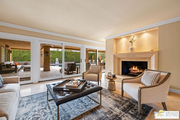 Fireplace, Interior, Living room, Recessed Lighting