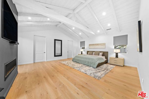 Bedroom, Fireplace, Interior, Recessed Lighting, Wood Texture Flooring