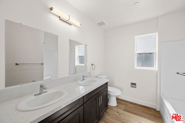 Bathroom, Dual Sink Vanities, Interior, Wood Texture Flooring