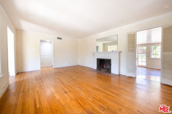 Empty room, Fireplace, Interior, Wood Texture Flooring