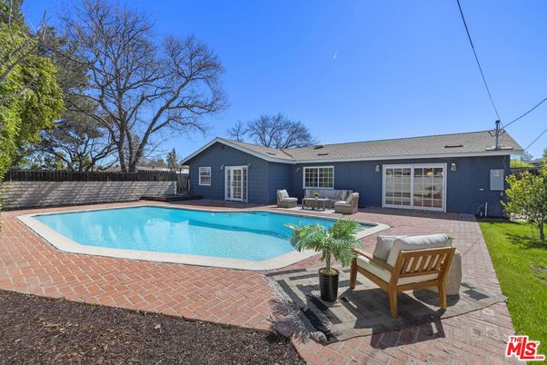 Backyard, Exterior, Pool