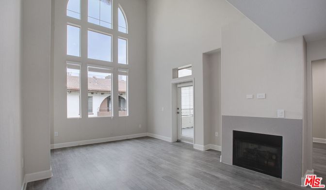 Empty room, Fireplace, Interior, Wood Texture Flooring