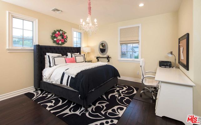 Bedroom, Chandelier, Interior, Recessed Lighting, Wood Texture Flooring