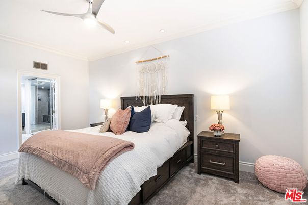 Bedroom, Chandelier, Interior, Recessed Lighting