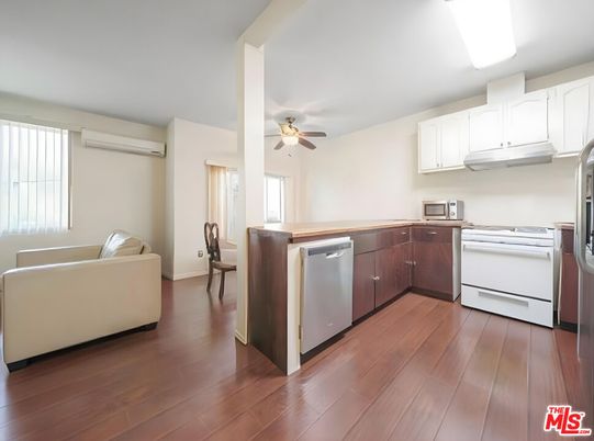 Dining room, Interior, Kitchen, Living room, Wood Texture Flooring