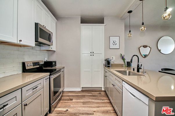 Interior, Kitchen, Pendant Lights, Stainless Steel Appliances, Wood Texture Flooring