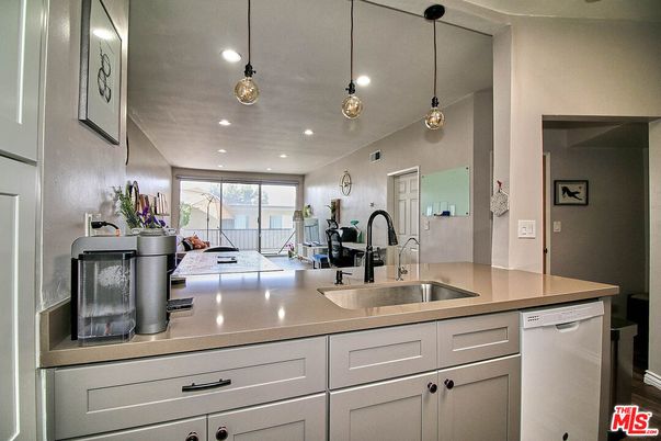 Interior, Kitchen, Pendant Lights, Recessed Lighting
