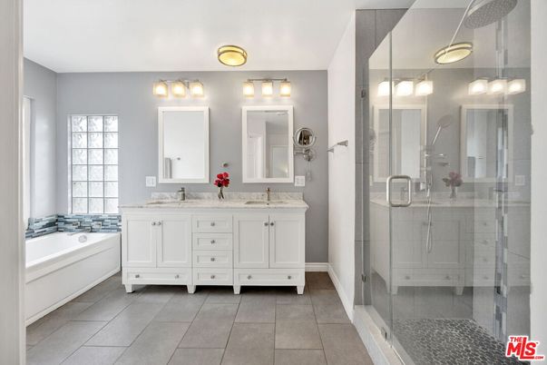 Bathroom, Dual Sink Vanities, Glass Shower, Interior