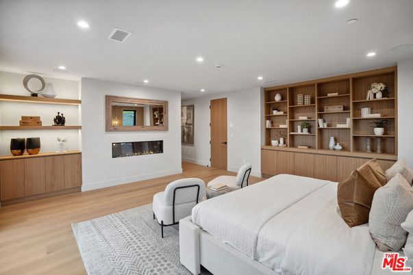 Bedroom, Fireplace, Interior, Recessed Lighting, Wood Texture Flooring