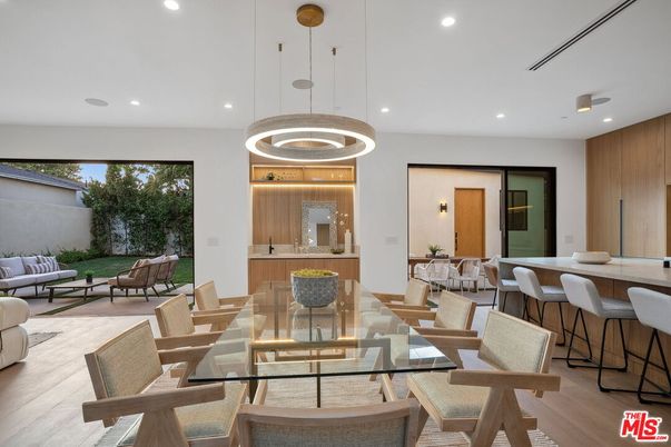 Dining room, Interior, Living room, Pendant Lights, Recessed Lighting, Wood Texture Flooring