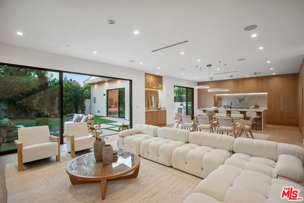 Dining room, Interior, Kitchen, Living room, Pendant Lights, Recessed Lighting, Wood Texture Flooring