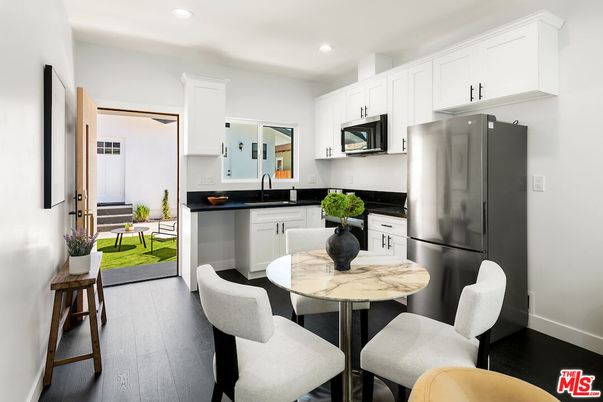 Dining room, Interior, Kitchen, Recessed Lighting, Wood Texture Flooring