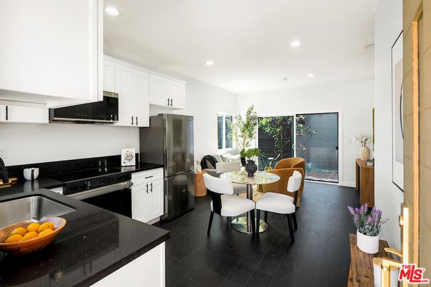 Dining room, Interior, Kitchen, Recessed Lighting, Wood Texture Flooring