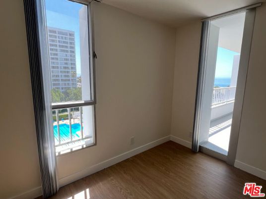 Empty room, Interior, Water, Wood Texture Flooring