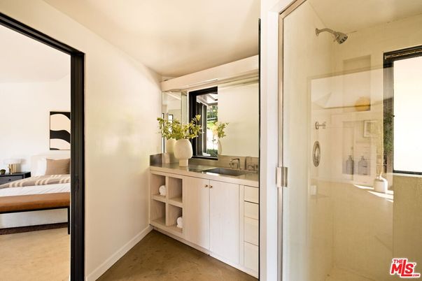 Bathroom, Bedroom, Glass Shower, Interior