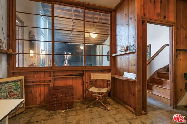 Interior, Wooden Walls