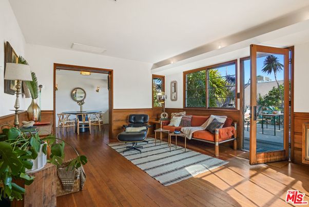 Dining room, Interior, Living room, Wood Texture Flooring